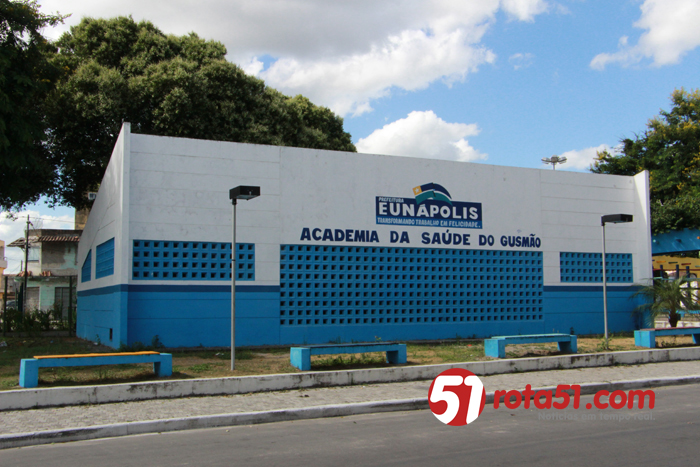 Academias estão abandonadas, é hora de uma retomada de um patrimônio do povo.