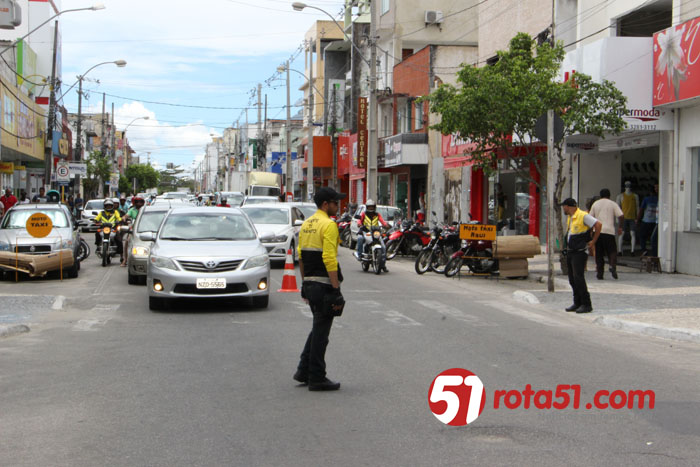 Prefeitura começa a cumprir o seu papel administrativo, aplicando a grana da Zona Azul.