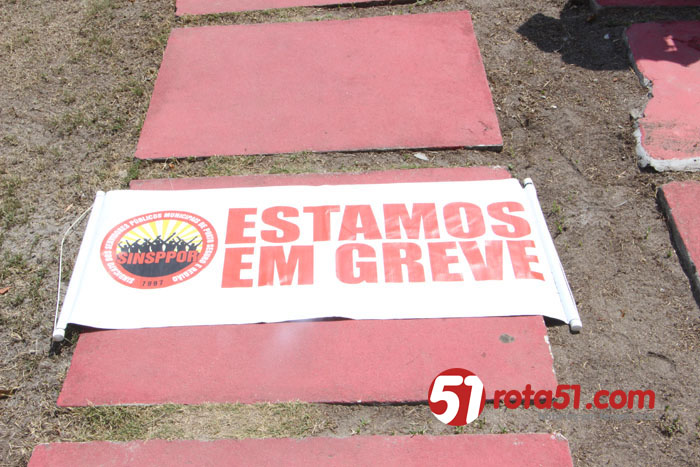 Prefeito não atende sindicato, a greve é suspensa até 5ª feira, sem entendimento, a paralisação será geral.