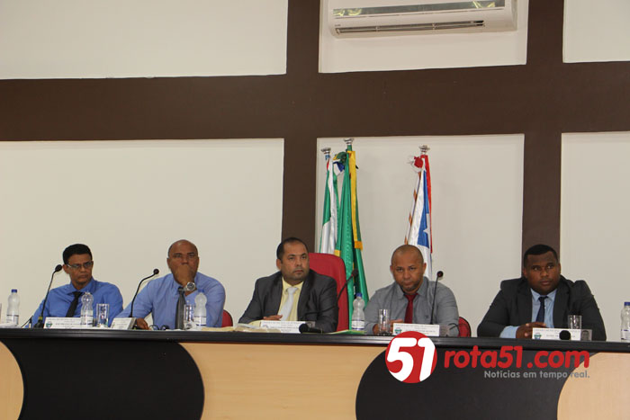 Nesta 5ª feira 21/03, sessão da CME com plenário cheio de professores e discursos inflamados.