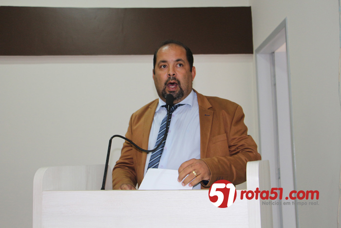 Câmara faz duas sessões extraordinárias antes do recesso. Porém nada a favor do povo.