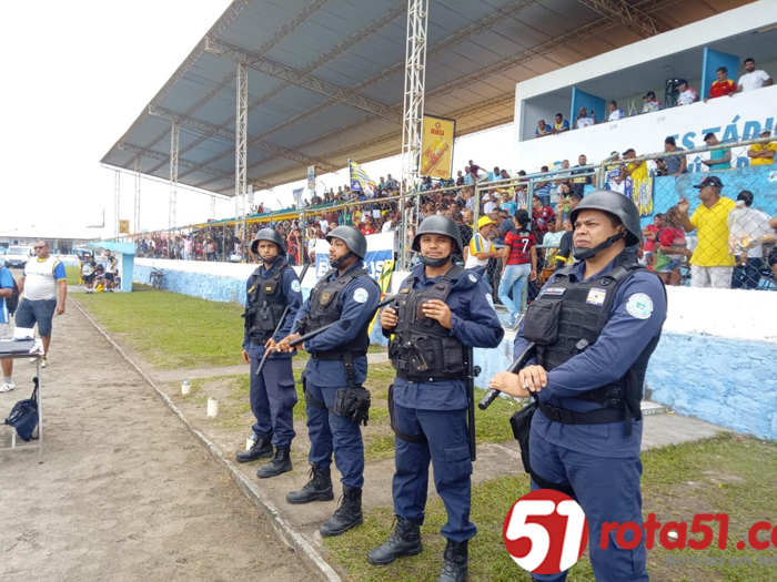 Por abandono do prefeito e falta de apoio, a GCM tem carro, mas quase anda a pé.