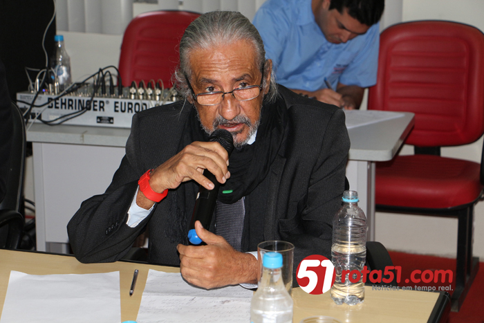 Dentro em breve Eunápolis vai estar recebendo os precatórios, a grana é muito boa e, precisa ser muito bem vigiada.