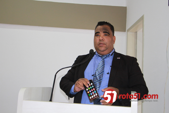 Vereador Jota Batista, defende o empresário contra o “caixa 2” da prefeitura…