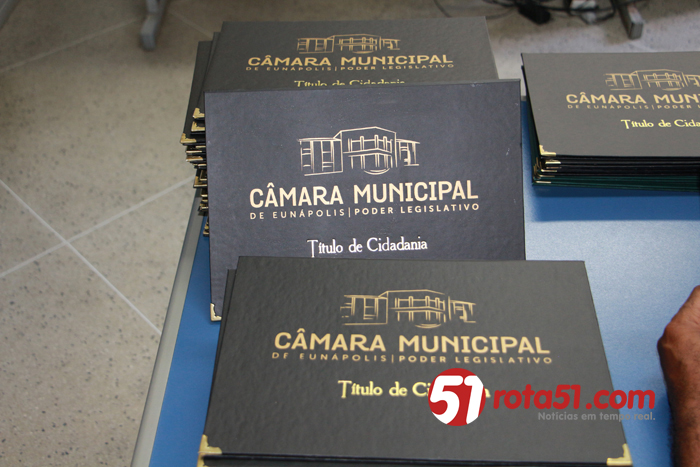 Sessão Solene na Câmara celebra aniversário de fundação de Eunápolis