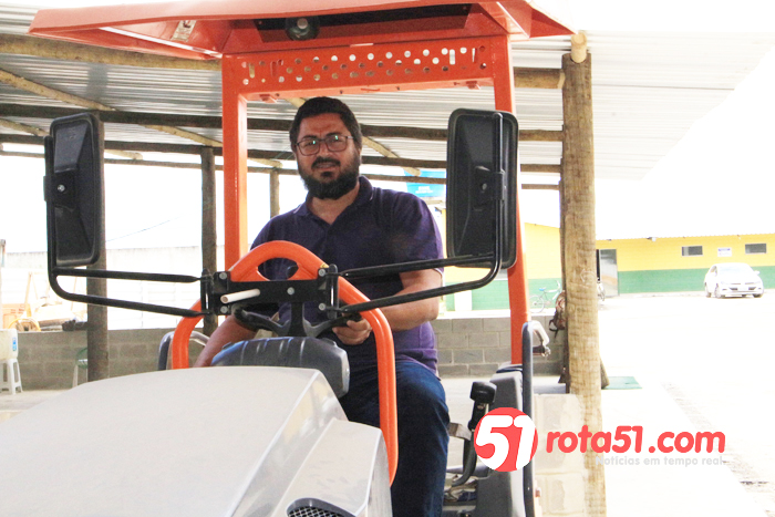 A Katharina engenharia deseja a todos um feliz ano novo.