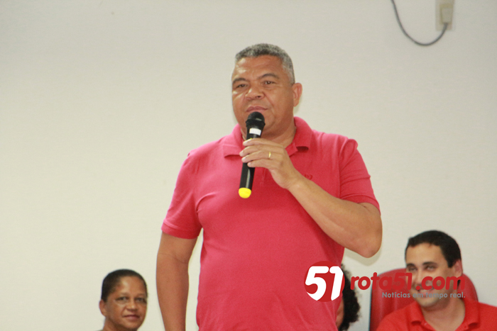 Deputado Valmir Assunção, entra na justiça em favor dos professores para todo estado.