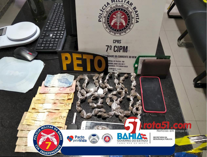 Denúncia leva a polícia apreender carro, traficantes e muita maconha.