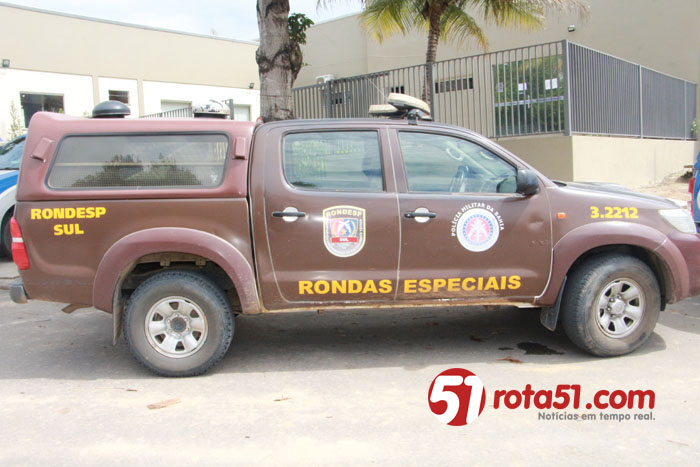 RONDESP SUL, recebe denúncia, dá baculejo e faz grande apreensão de drogas, traficante dançou nas drogas e foi grampeado
