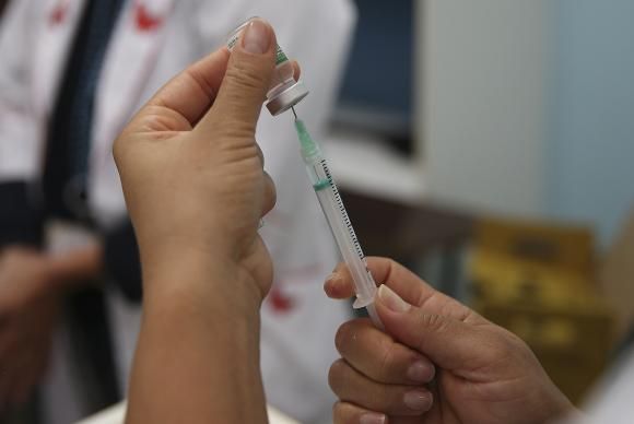 Vacina contra coronavírus: Empresa inicia novos testes e espera ter vacina em outubro