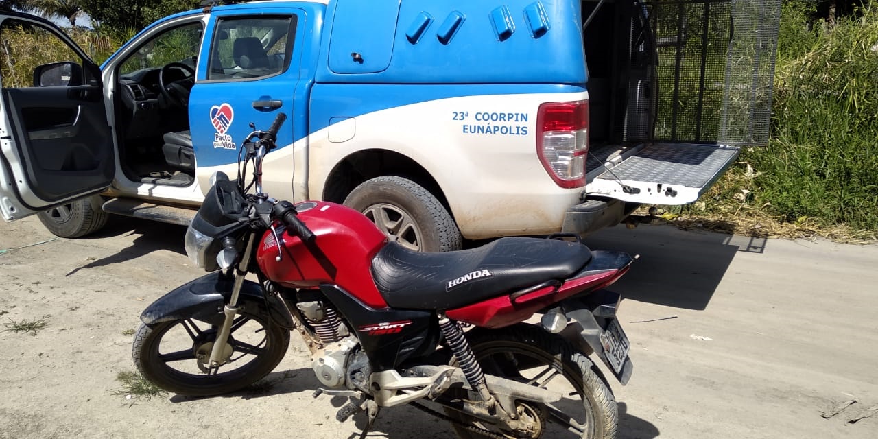 Polícia Civil descobre esconderijo de bandidos e recupera roncadeira.