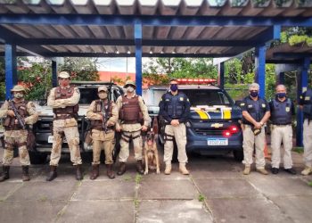 PRF, PM e CAEMA, em blitz, fazem apreensão de cocaína e prendem o transportador, é a união de forças contra o narcotráfico.