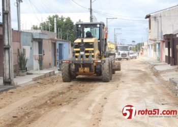 Prefeitura retoma trabalhos de pavimentação de ruas no Dinah Borges.
