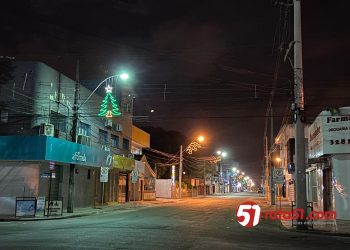 Prefeito Robério determina decoração das ruas para o Natal