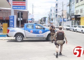 Polícia continua combatendo o crime na cidade.