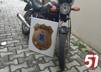 EUNÁPOLIS. POLÍCIA CIVIL RECUPERA VEÍCULO FURTADO