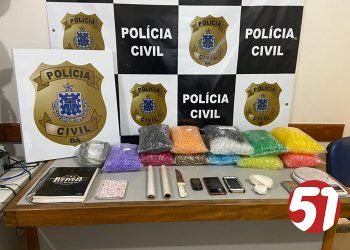 EUNÁPOLIS: POLÍCIA CIVIL apreende drogas no residencial Vila Olímpica.