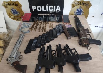 EUNÁPOLIS: Forças de Segurança apreendem mais de 150 quilos de drogas e armas durante operação conjunta