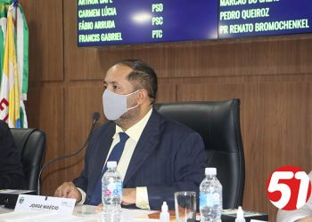 Na sessão desta 5ª feira 25/03, foram aprovados projetos, indicações e em extraordinária o programa de recuperação do REFIS.