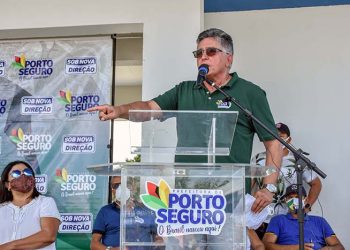 Prefeito Jânio Natal se reúne com agricultores e com apoio de Jonga Bacelar anuncia regularização de terras no assentamento