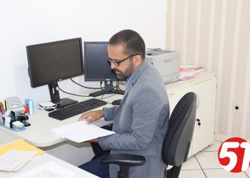 DETRAN de Eunápolis abandonado pela diretoria de Salvador, um desrespeito para com os funcionários e o povo em geral.