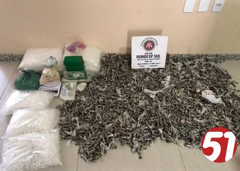 Policia militar deu maior prejuízo nos traficantes, levou tudo pra delegacia.