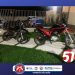 Ladrões fogem a pé, deixando motos roubadas para trás, alegria de pobre dura pouco mesmo.