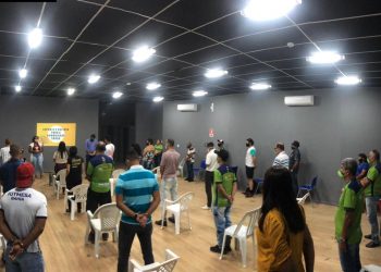 Servidores da Secretaria de Esportes de Eunápolis são preparados para inclusão da comunidade com deficiência auditiva