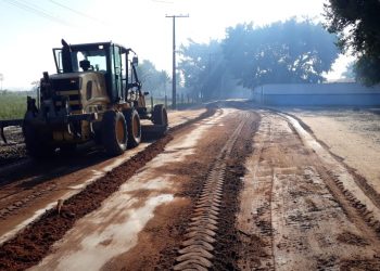 Prefeitura de Eunápolis realiza patrolamento de estradas vicinais