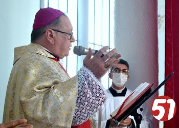 Diocese de Eunápolis completou 25 anos com missa solene.