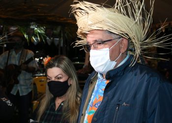 Sucesso absoluto na primeira noite do “Vacina com Forró”