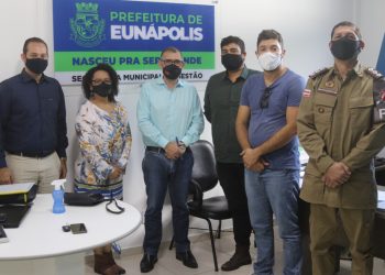 Prefeitura de Eunápolis discute com comerciantes medidas para evitar aglomerações em bares e restaurantes