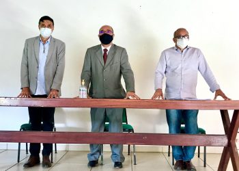 Prefeitura de Eunápolis intermedia acordo com moradores em relação a esgoto que poluiu rede pluvial por 30 anos