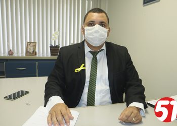 Vereador Francis vota contra os projetos do executivo e explica porque.