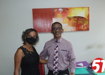 A Câmara Municipal hoje 08/10, amanheceu festiva, é o “niver” do diretor legislativo…
