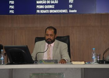 Câmara Municipal faz uma sessão ordinária e uma especial, a especial foi para comemorar o “Dia da Consciência Negra”, valeu a pena.