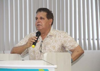 Paulo Dapé faz palestra para a juventude, onde “amar e perdoar”, foi o assunto principal.