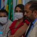Prefeita Cordélia Torres participa de entrega de títulos de cidadãos eunapolitanos na Câmara de Vereadores