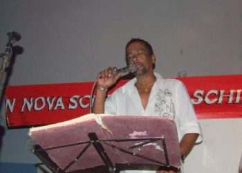 No roteiro de reportagens do eunanoticias.com, registro de uma seresta com Edinho seresteiro.