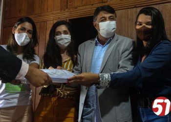 Comissão da REURB analisa requerimentos para titulação de imóveis no bairro Santa Rita