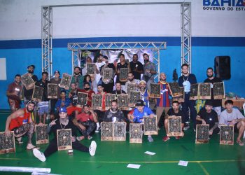 Terminou nas primeiras horas desta 2ª feira 06/12, o festival de tatuagens de Eunápolis: 2ª parte.