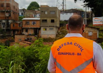 Prefeitura de Eunápolis mantém força-tarefa de prontidão para atendimento de ocorrências climáticas