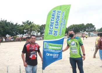 Começou neste sábado, o campeonato feminino da praça da Independência.