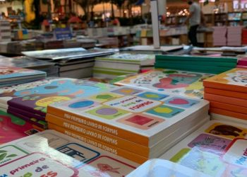 Feira Popular do Livro reúne títulos com preços acessíveis a partir desta sexta em Eunápolis