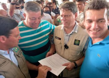 GABRIEL DELANI SE REUNE COM MINISTRO “TARCÍSÃO DO ASFALTO”