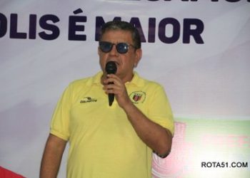 Secretaria de esportes, recebe o Pres da Federação Baiana de futsal, é de novo o esporte nas quadras da cidade.