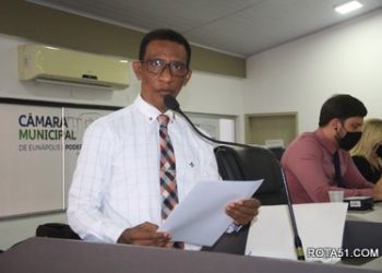 Vereadores demonstram força conta a prefeita, rejeitaram o projeto de concessão.