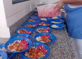 Alunos aprovam melhoria da qualidade da merenda escolar 👧🏽👦🏼