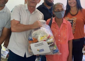 150 CESTAS BÁSICAS SÃO CONCEDIDAS NO CRAS VILA PARRACHO