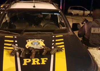 PRF detém motoristas muito bem armado na BR 101, porte ilegal de armas.
